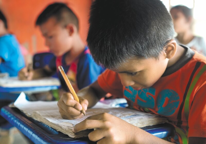 La Gobernación de Vaupés le devolvió la educación indígena a la curia