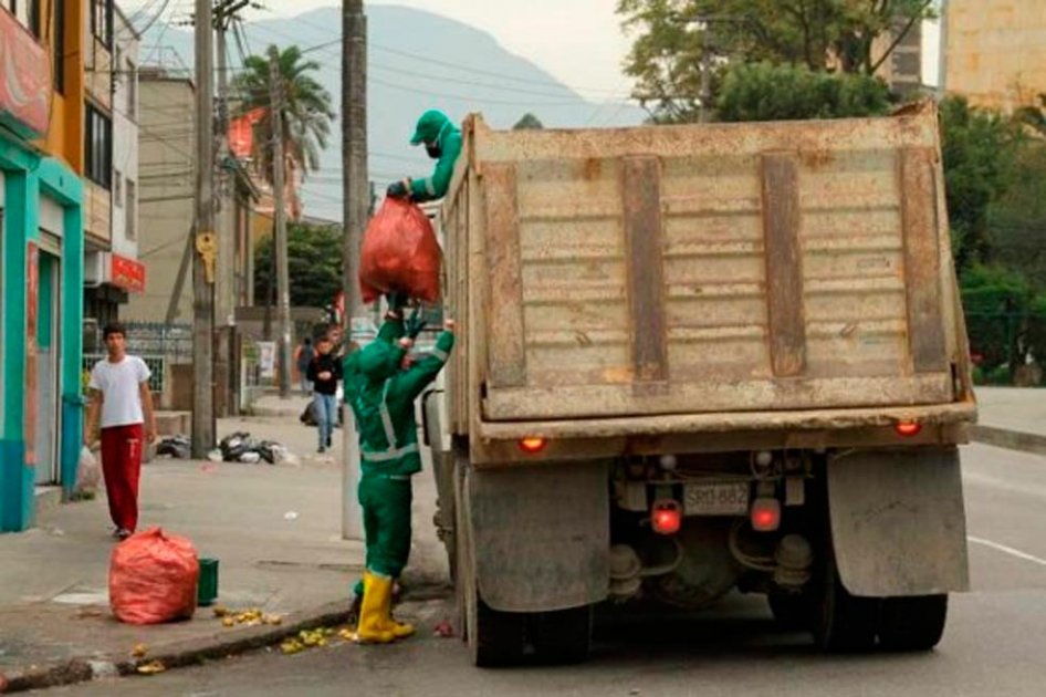 Acueducto contratará a privados para que facturen servicio de aseo en Bogotá