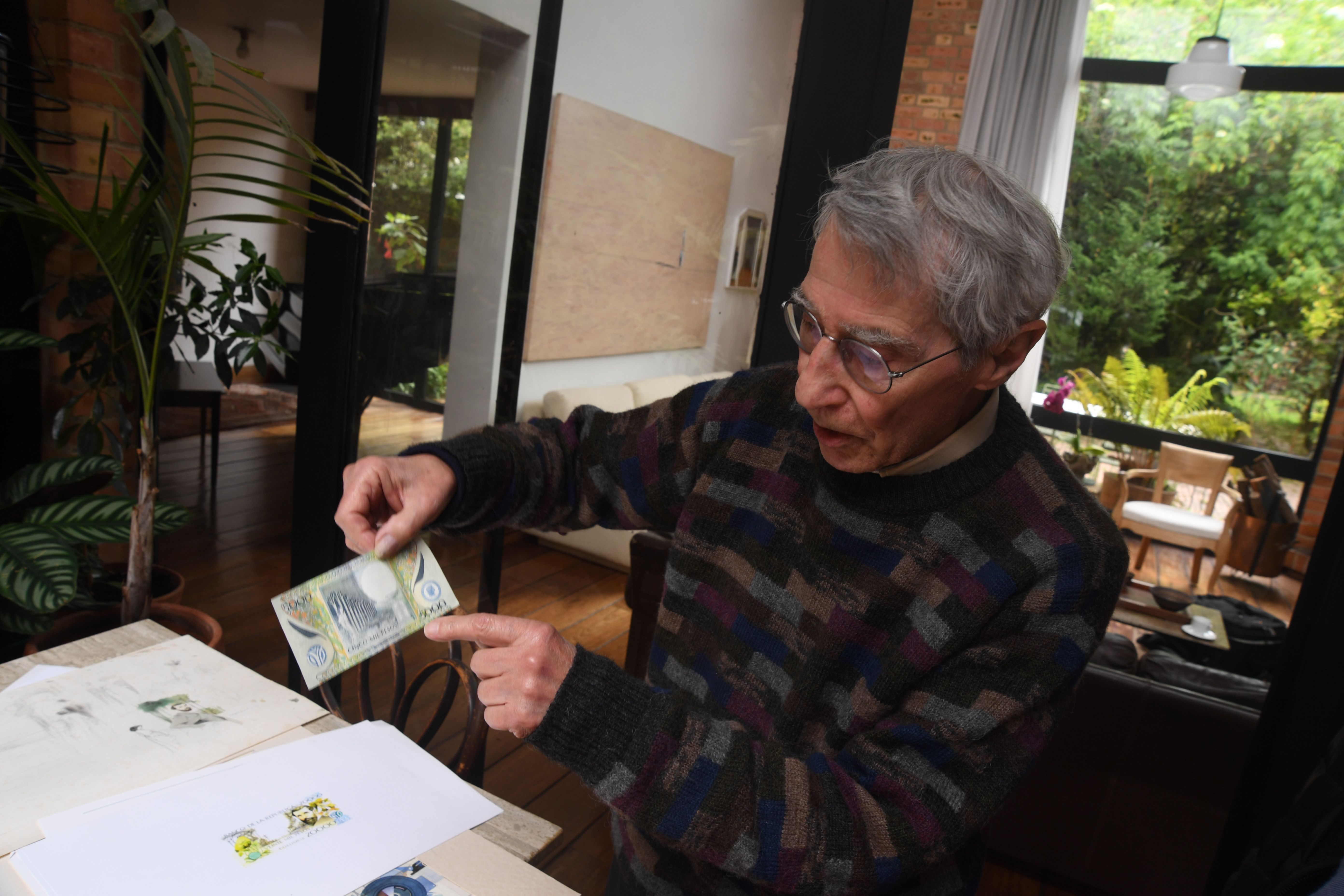 Así se diseñó la nueva familia de billetes luego del “robo del siglo”