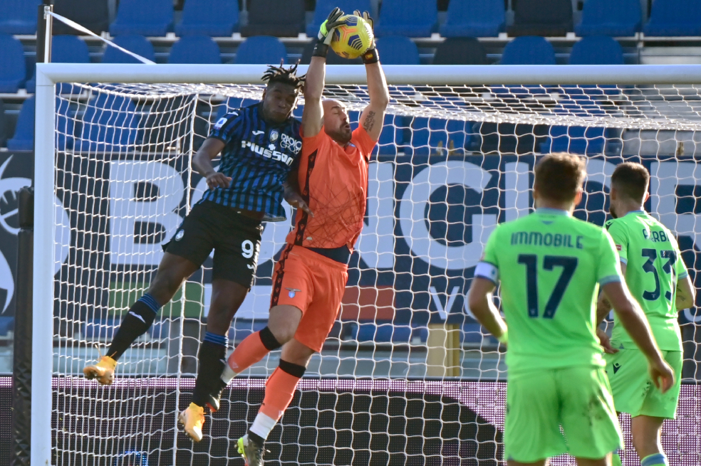 Lazio se tomó revancha y derrotó al Atalanta de Zapata y Muriel