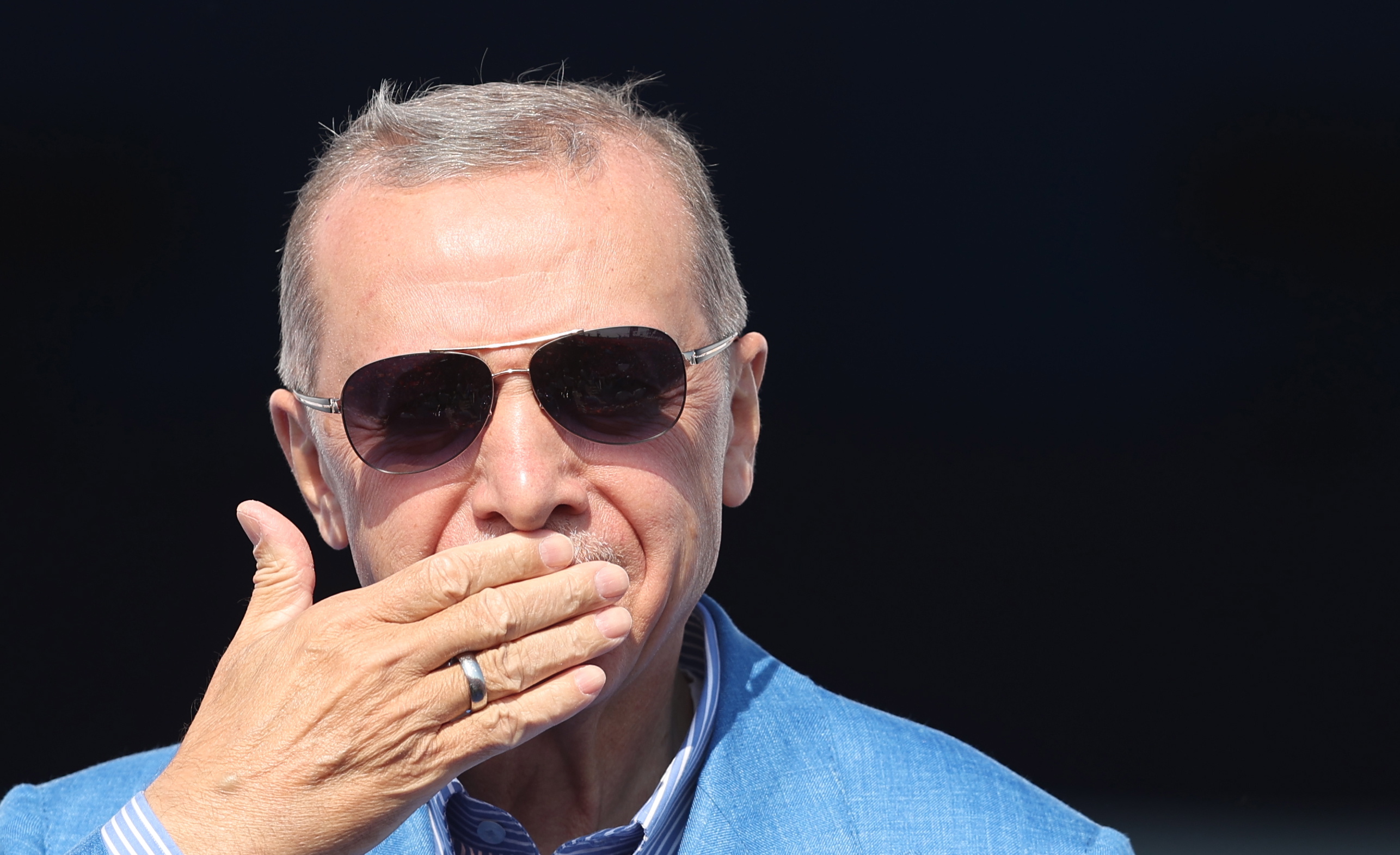 Erdogan ve caer su popularidad en picada a una semana de las elecciones generales