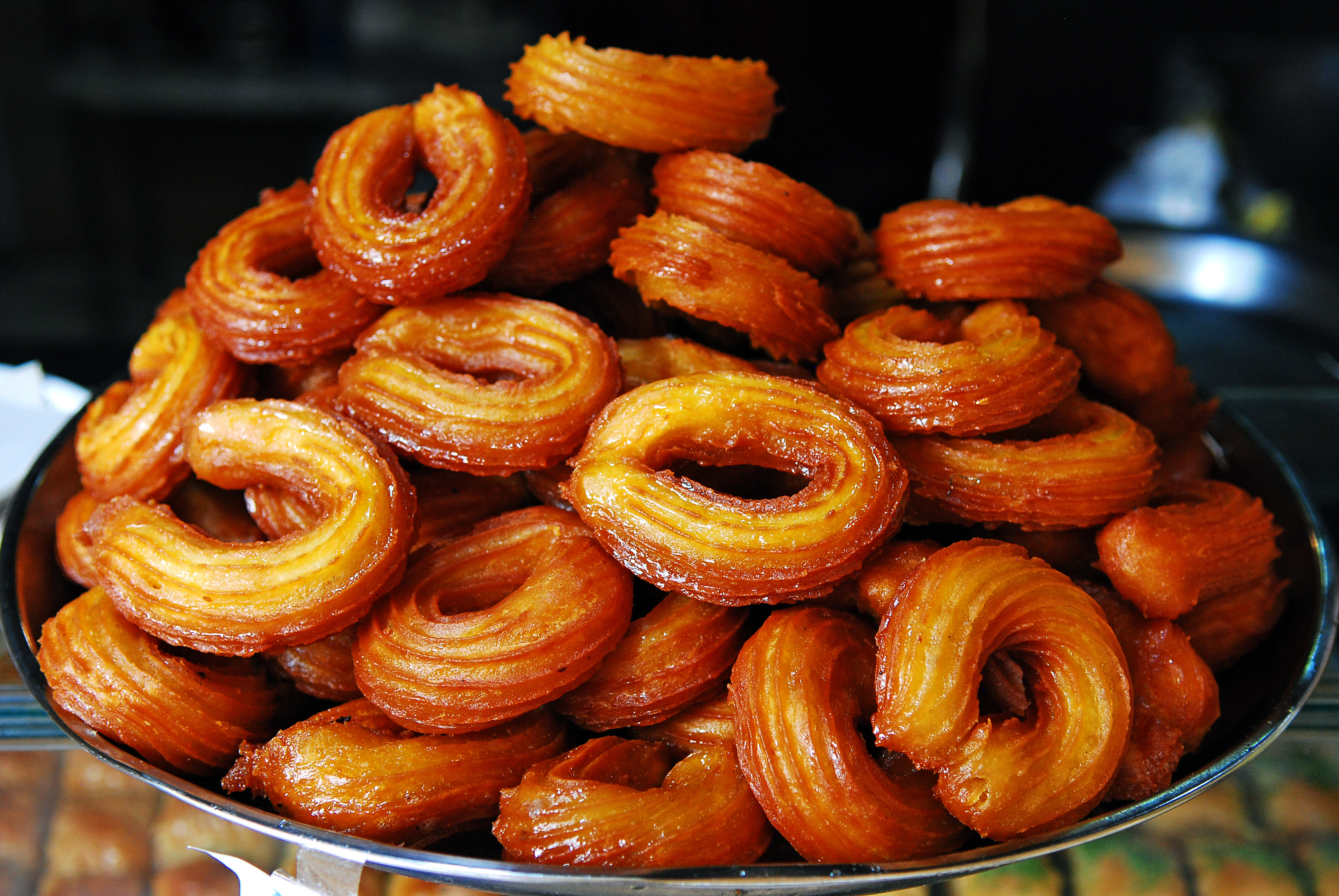 Receta: así se preparan los churros rellenos con queso, bocadillo y chocolate