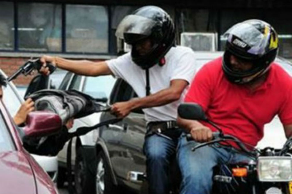 Los delincuentes se le quieren gastar la prima