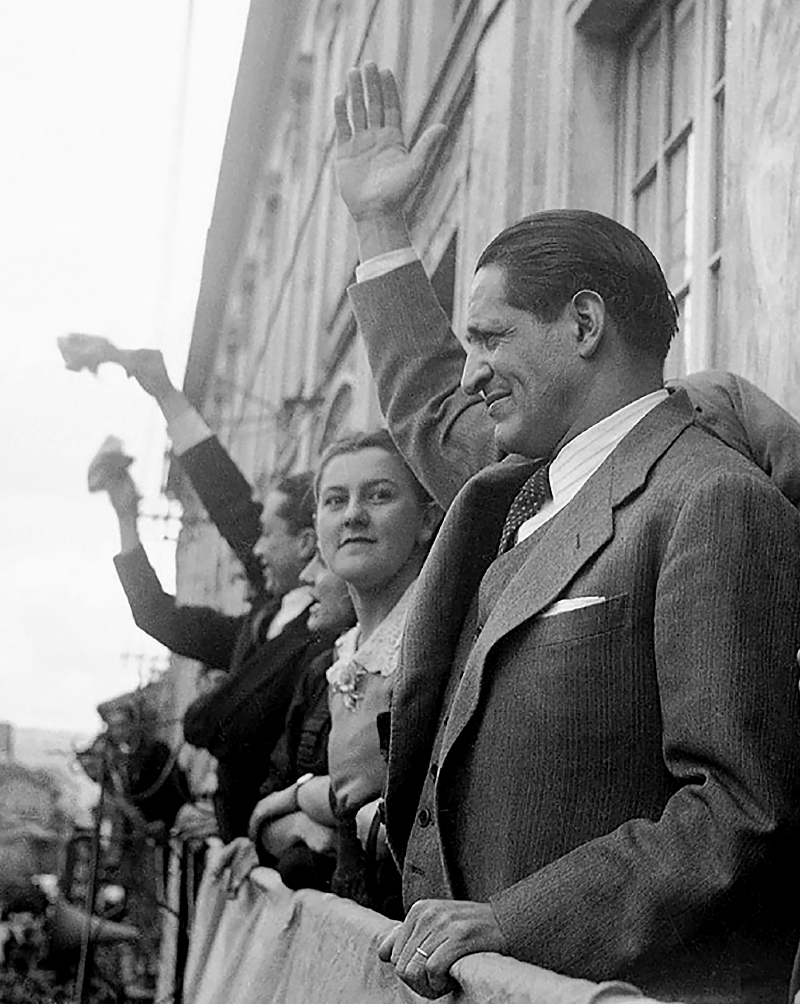 Jorge Eliecer Gaitan (9)