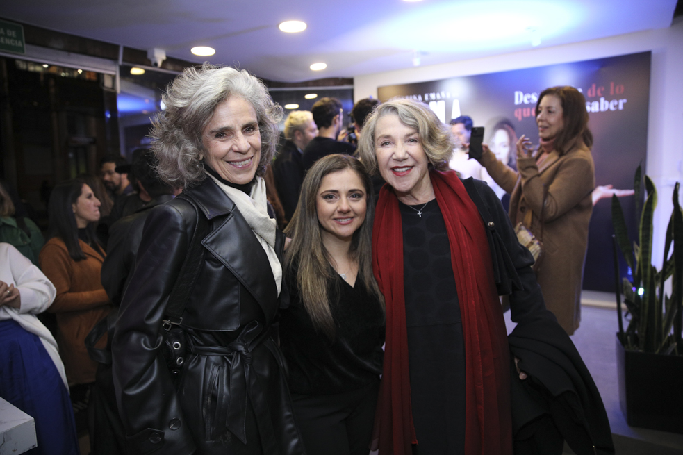 Adelaida Trujillo Pamela Hernández Constanza Duque