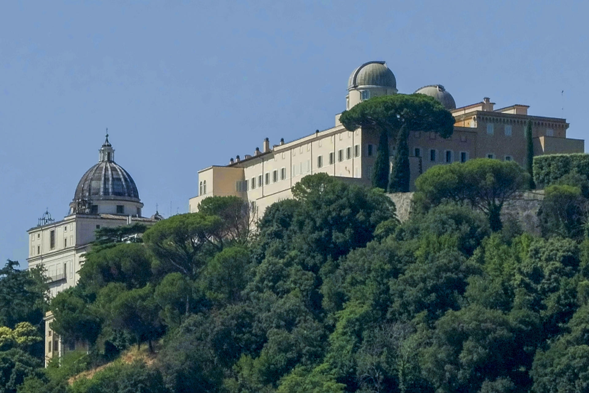 Así es Castel Gandolfo, el retiro veraniego de los papas