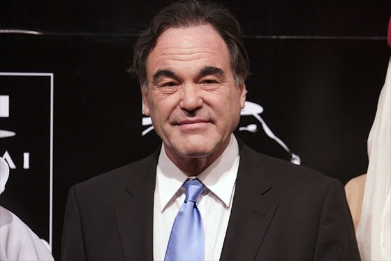 Oliver Stone dice que su cine mejora el nivel educativo de EE.UU.