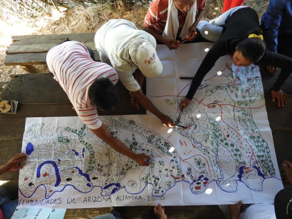 Más de 90 familias del territorio del cabildo indígena Aliwa Kupepe habitan en la zona del cráter.