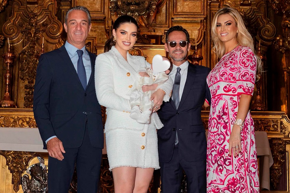Marc Anthony y Nadia Ferreira bautizaron a su hijo con una lujosa ceremonia