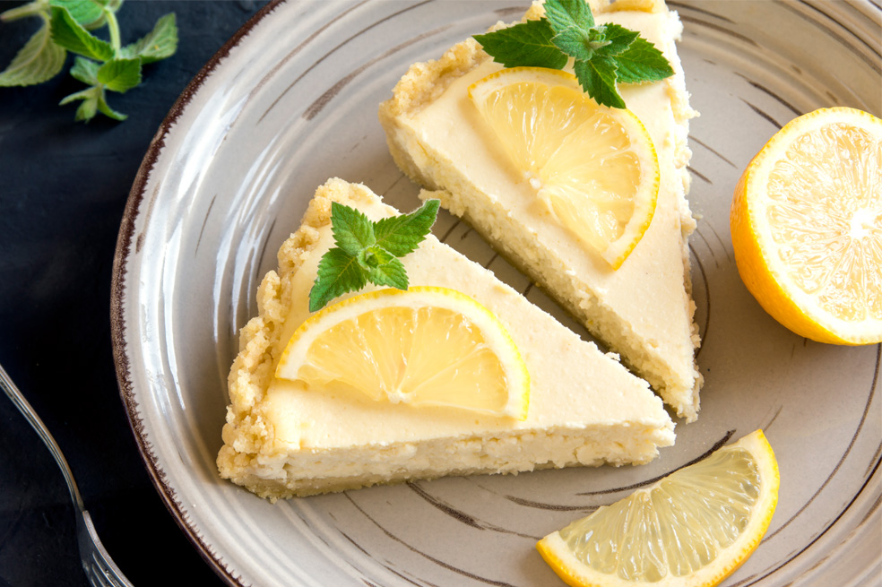 Con estos sencillos pasos podrás hacer un esponjoso postre de limón.