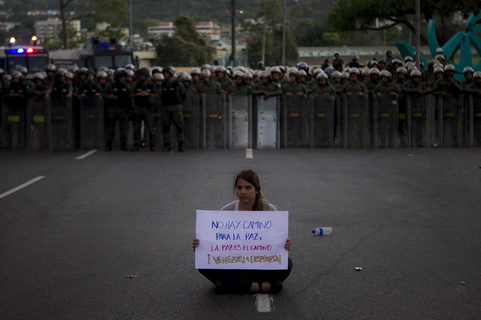 Crecen denuncias por abuso en Venezuela