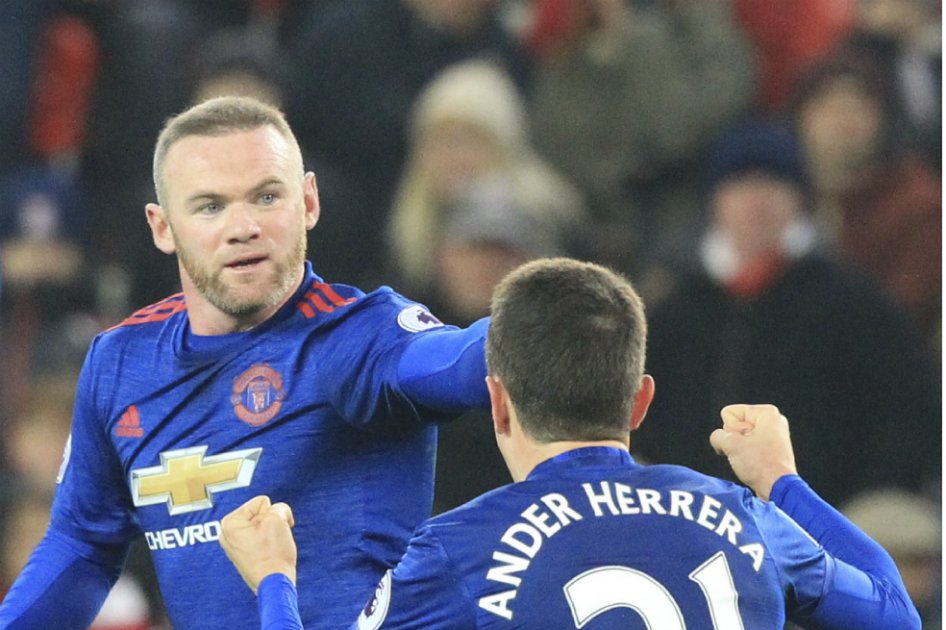 Rooney llegó a 250 goles con la camiseta del Manchester. / AFP