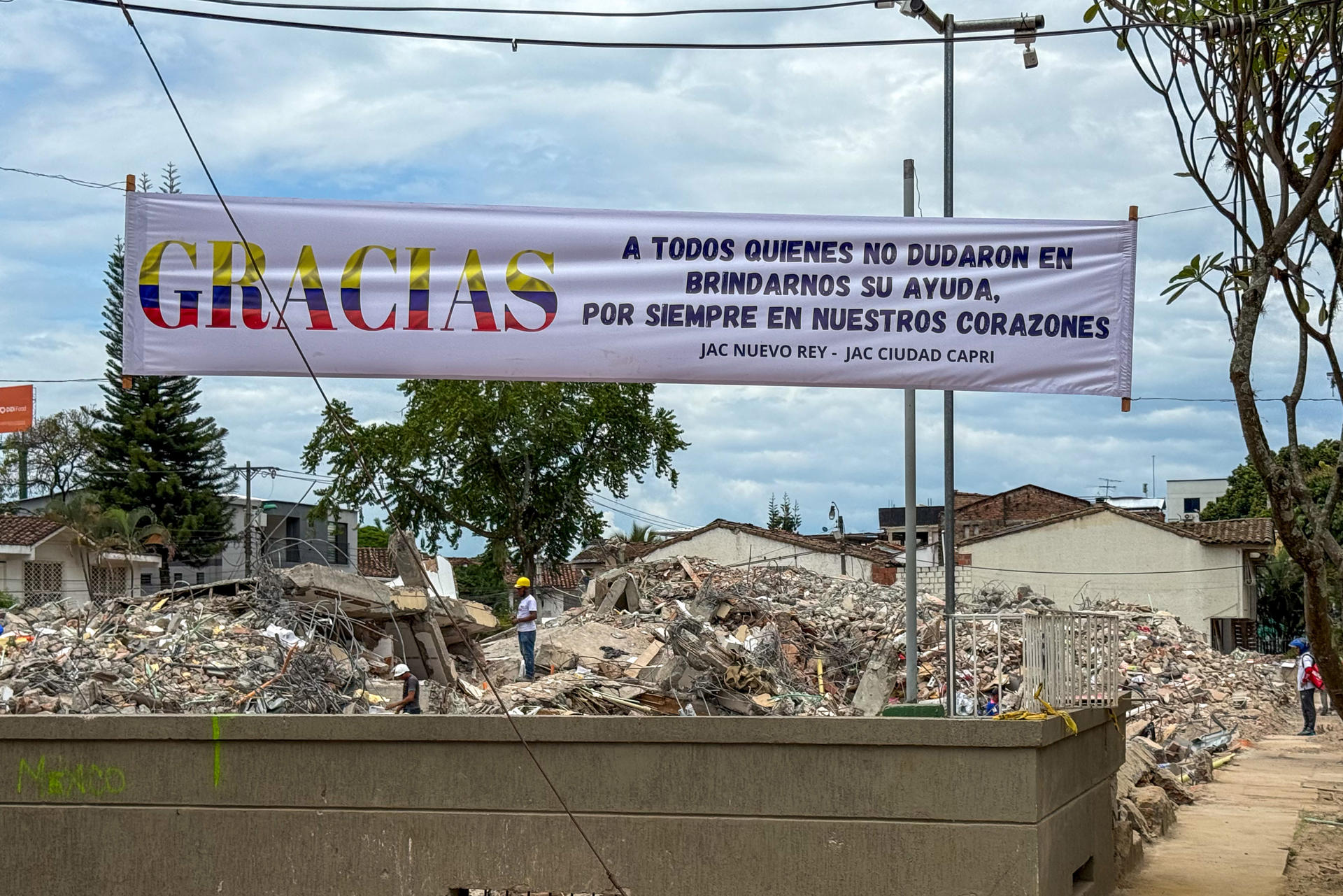 El grupo de periodistas que ayudarán gratis a los afectados por el terremoto