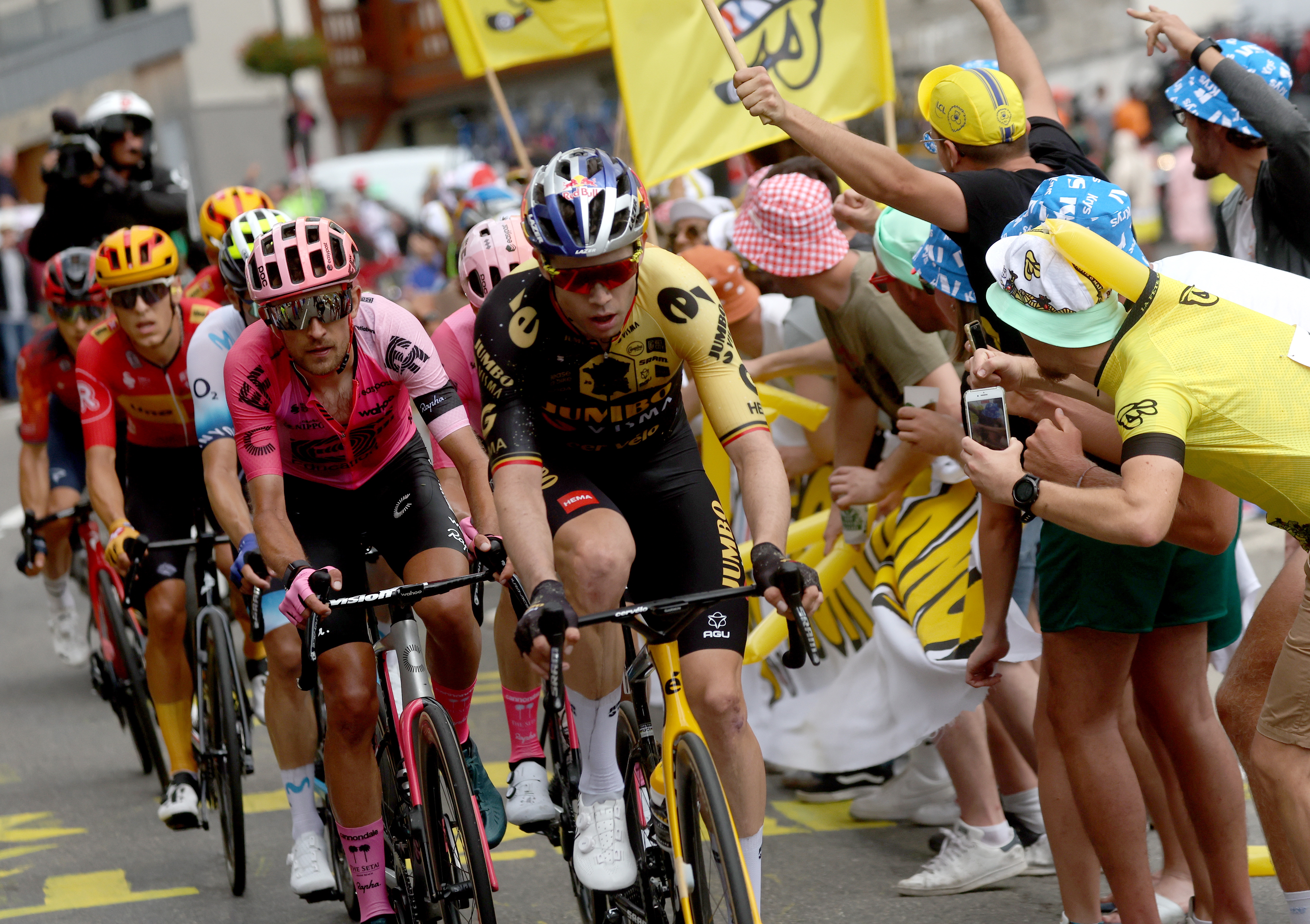 El Tour de Francia deja atrás los Pirineos en la séptima etapa rumbo a Burdeos
