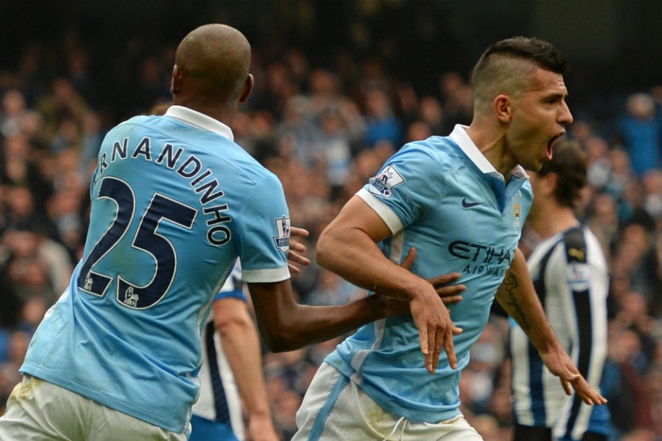 Sergio Agüero marca cinco goles con Manchester City en 20 minutos