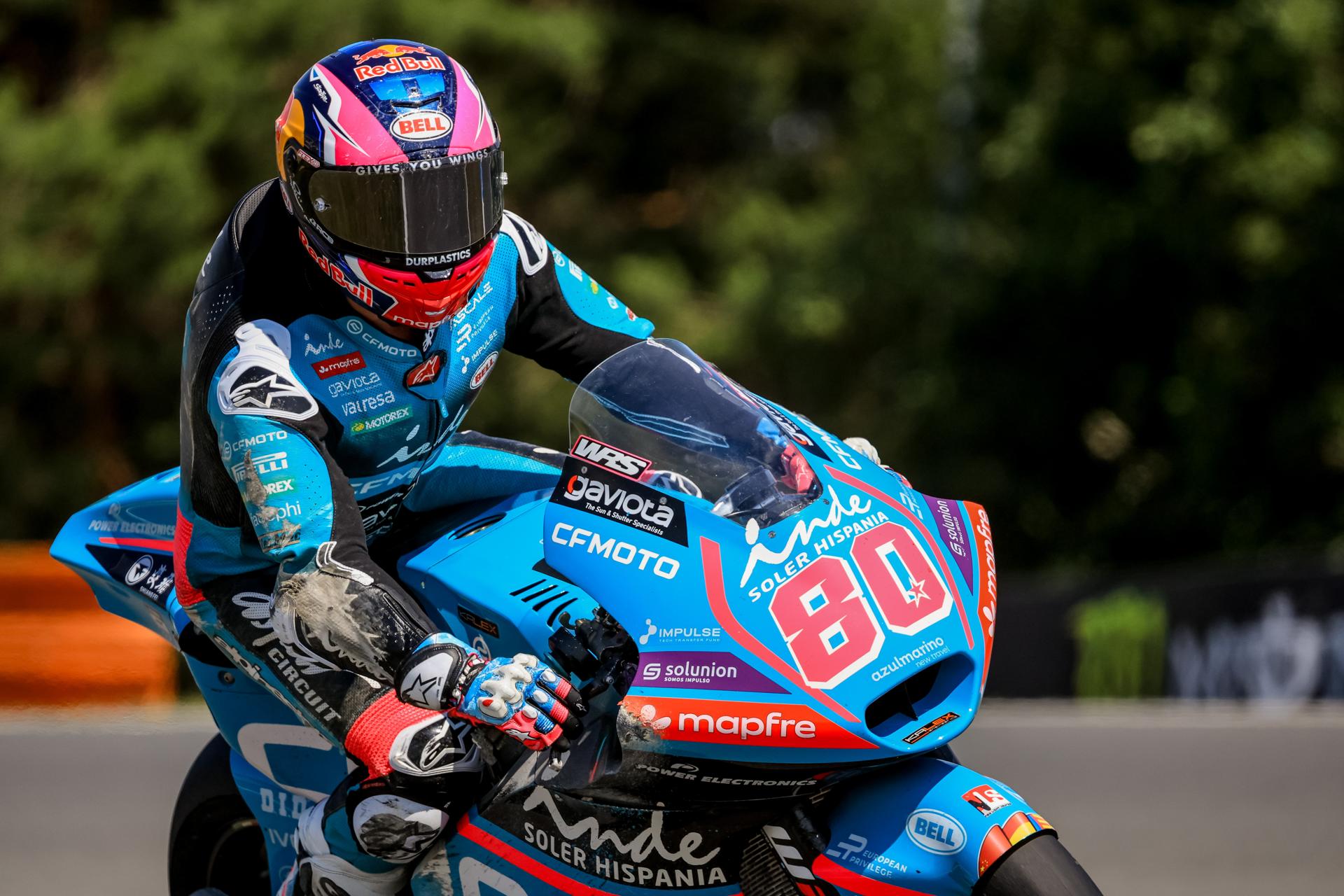 ¡David Alonso, histórico! Logró la primera pole position de Colombia en Moto2