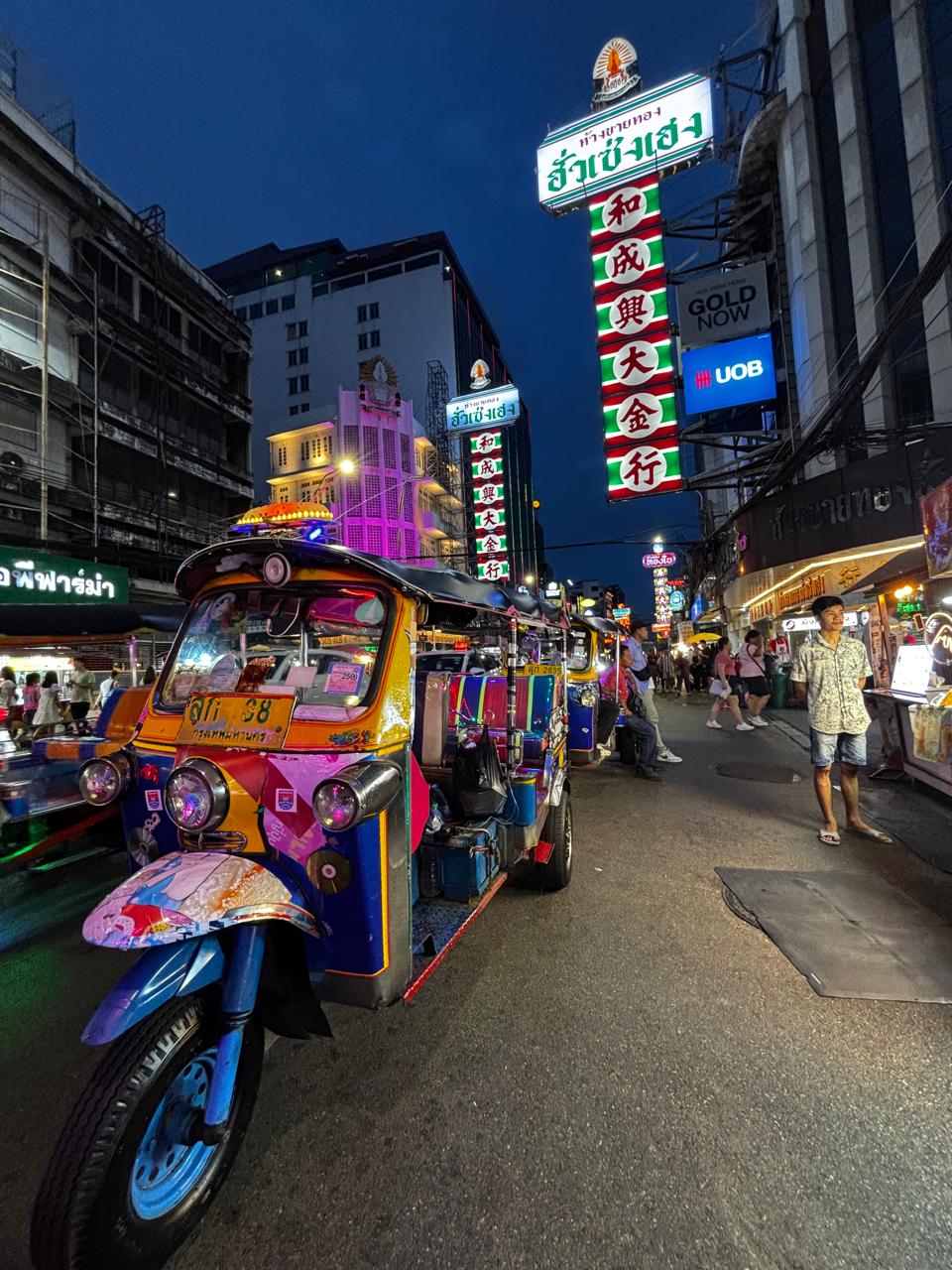 Una noche en el barrio chino de Bangkok.