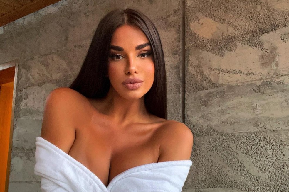 Ivana Knoll, hincha más sexi de Qatar 2022