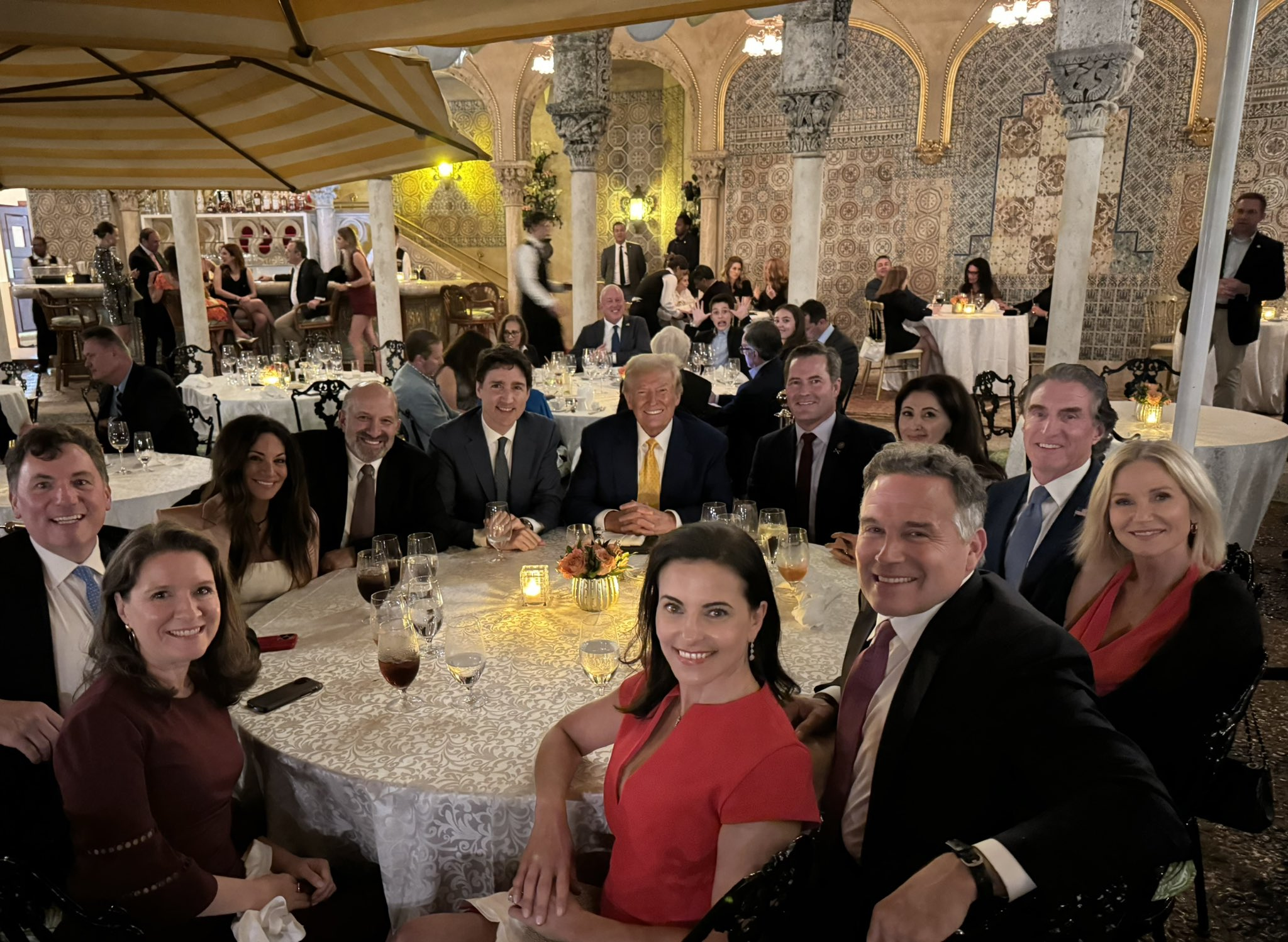 Trudeau visita a Trump para calmar los ánimos ante amenazas arancelarias