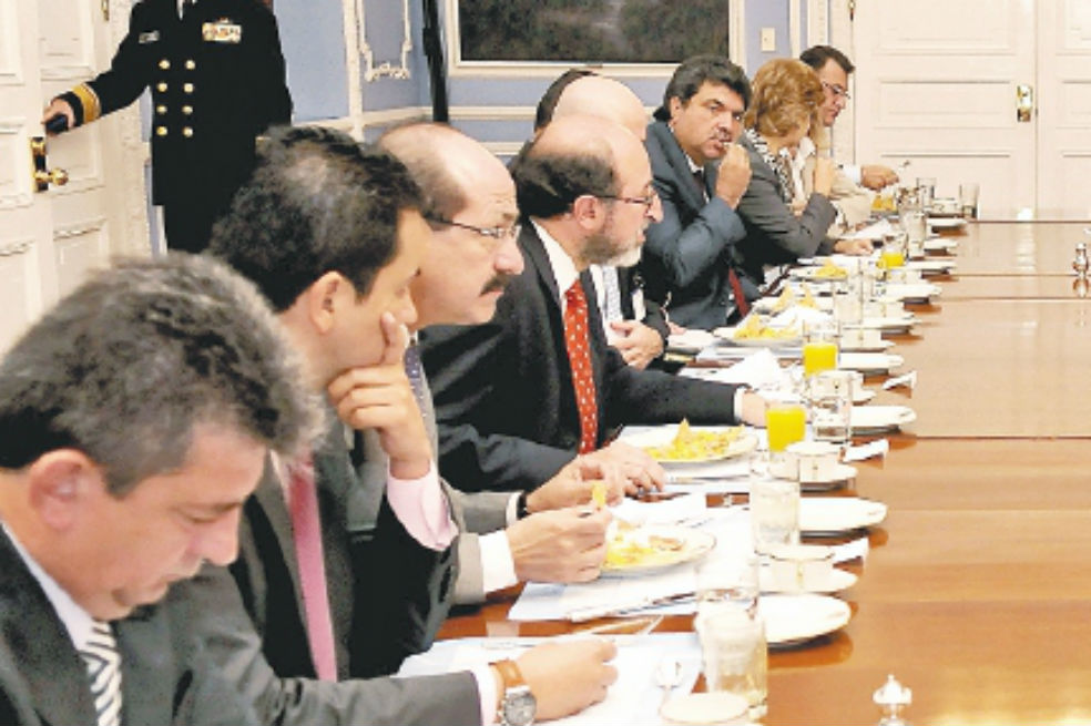 Partido de la U decidirá en octubre a qué candidato va a apoyar