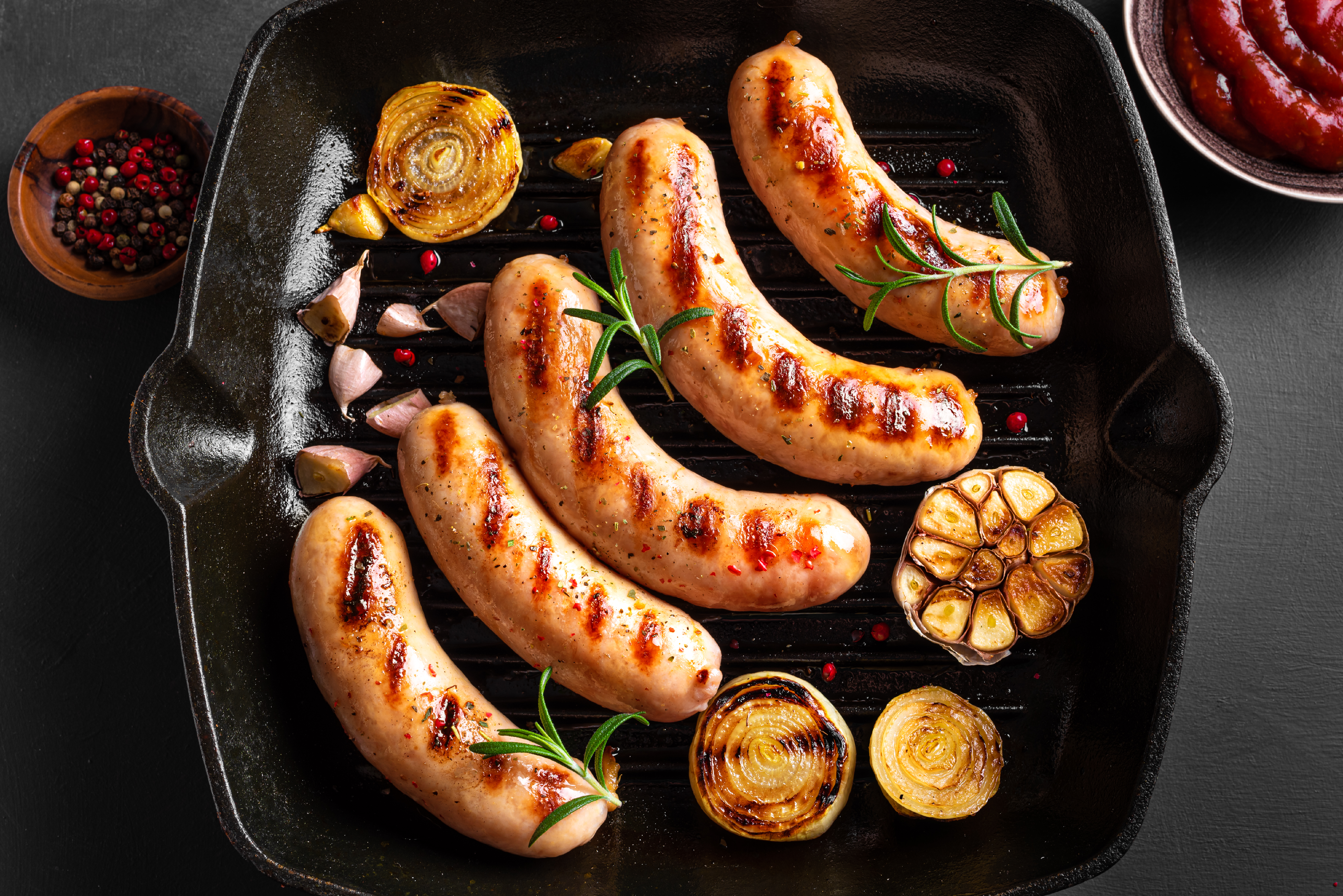 Receta en air fryer: salchichas de pollo caseras