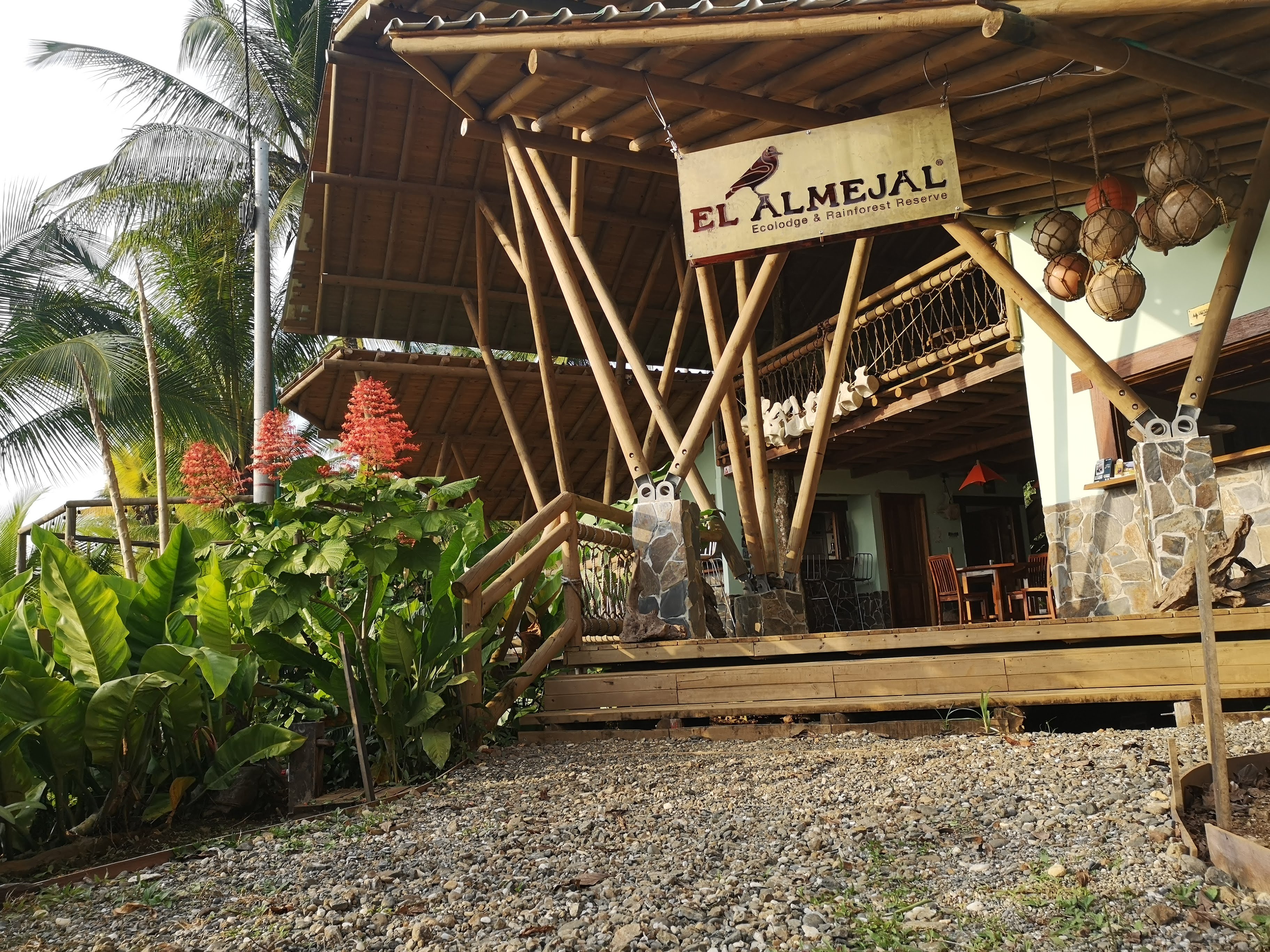 El Almejal, Bahía Solano