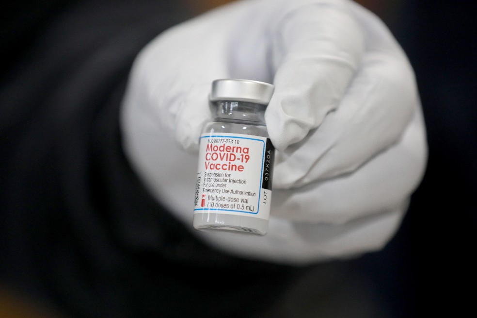 Coronavirus en Colombia: llegaron 1,4 millones de dosis de la vacuna de Moderna