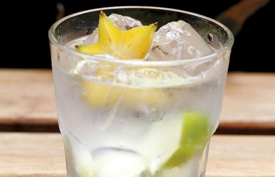 Cómo hacer un coctel Vodkarita