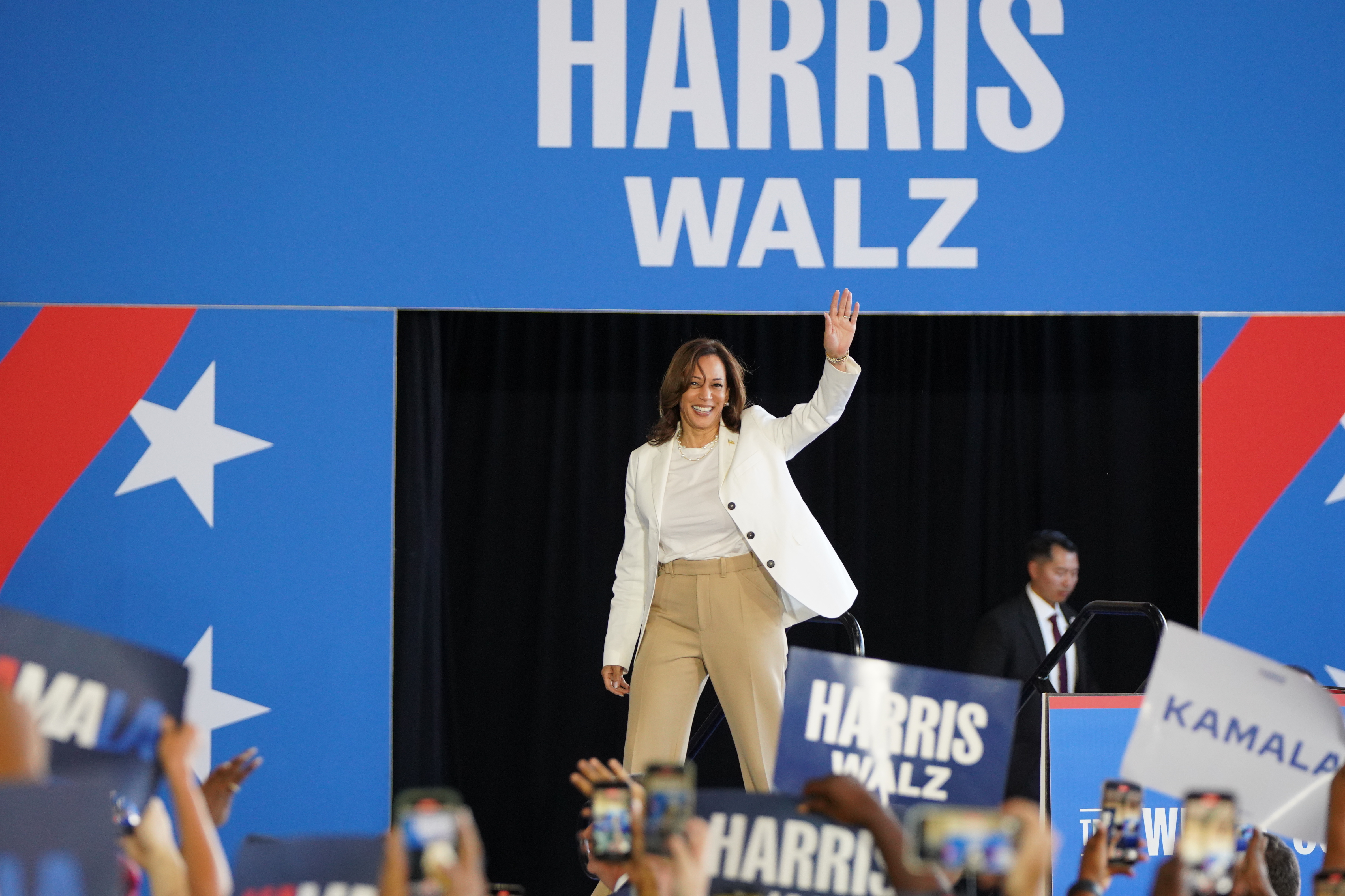 El mensaje en español con el que Kamala Harris quiere conquistar el voto latino