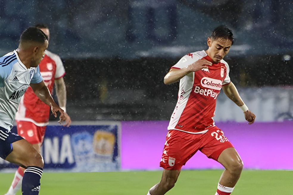 A Millonarios le expulsaron dos y, con nueve jugadores, perdió contra Santa Fe