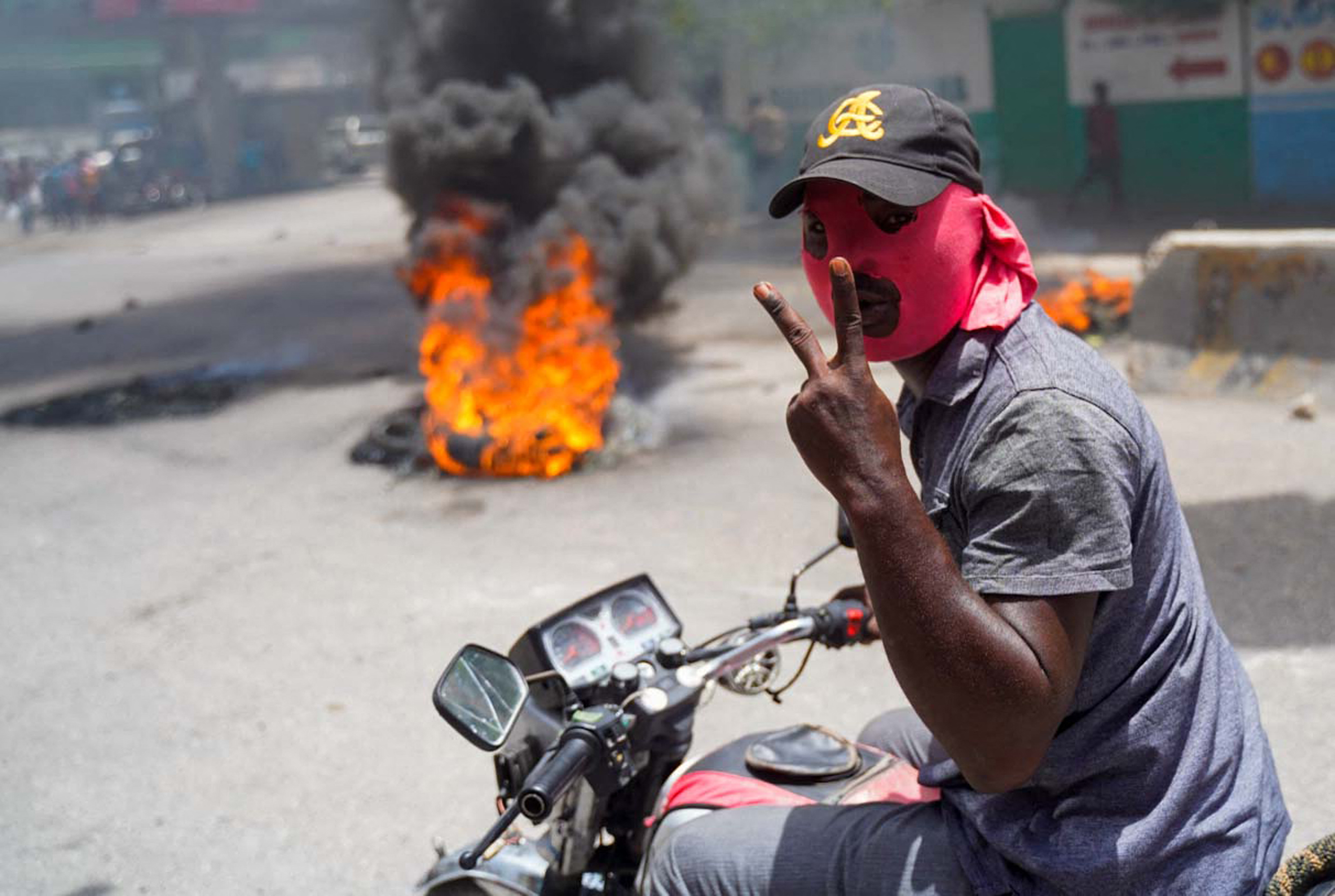 Pandillas convierten Puerto Príncipe en su “campo de batalla”
