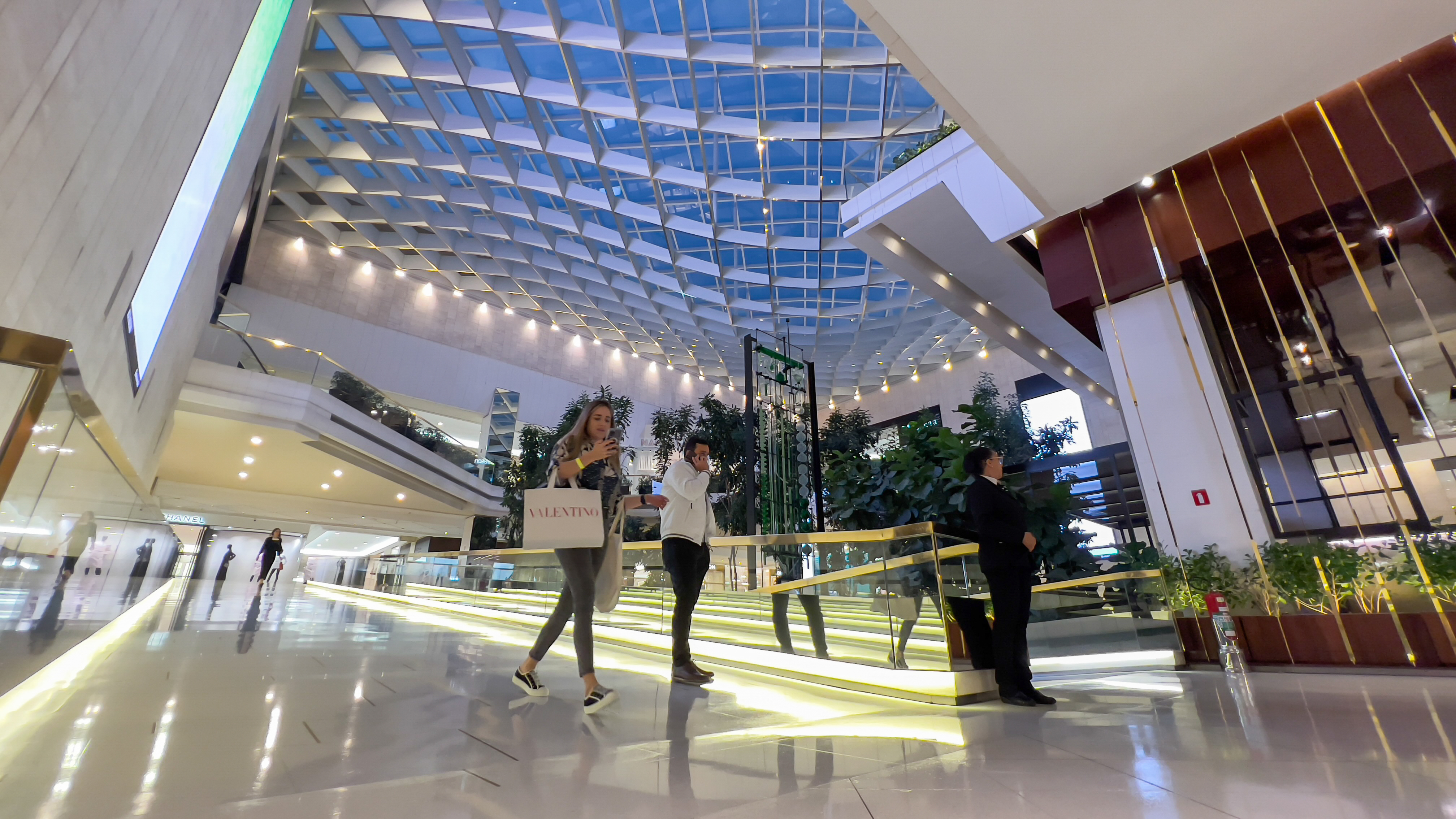 El 82 % comerciantes tiene menos ventas y el comercio lleva nueve meses cayendo