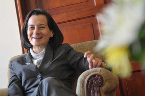 Clara Rojas critica a Iglesia católica por discusión sobre adopción, aborto y eutanasia