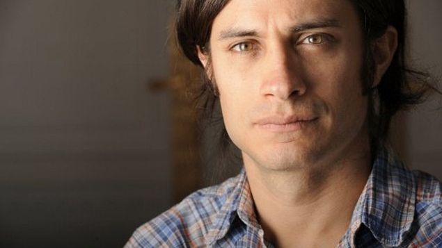 Para Gael García, los ilegales tienen una madre desconocida, y un padre que los rechaza