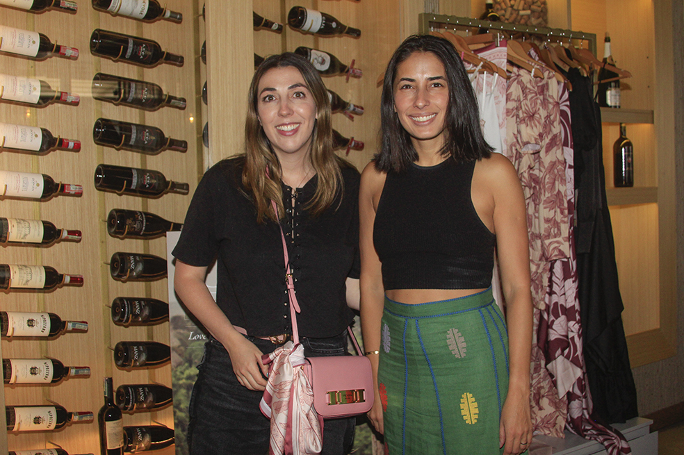 Carolina Ordoñez-Cristina Cabarcas FLove Tionary colección Laura Tobon
