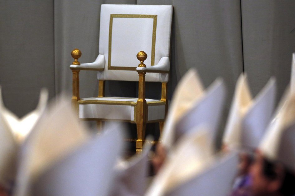 Inició primera congregación de cardenales para preparar el cónclave