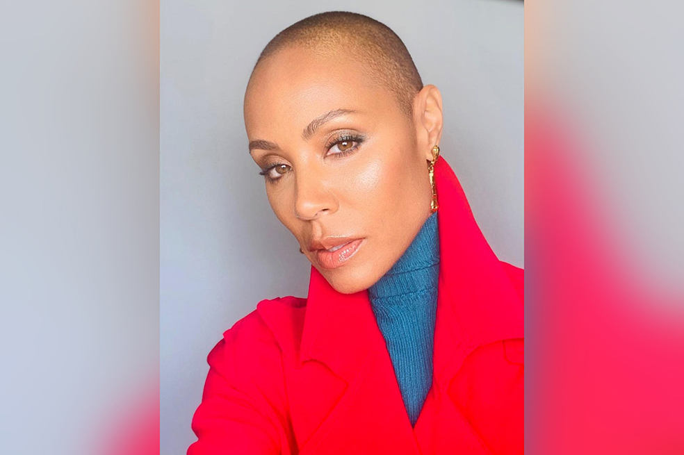 Jada Pinkett , la esposa de Will Smith se rapó, y no fue por moda
