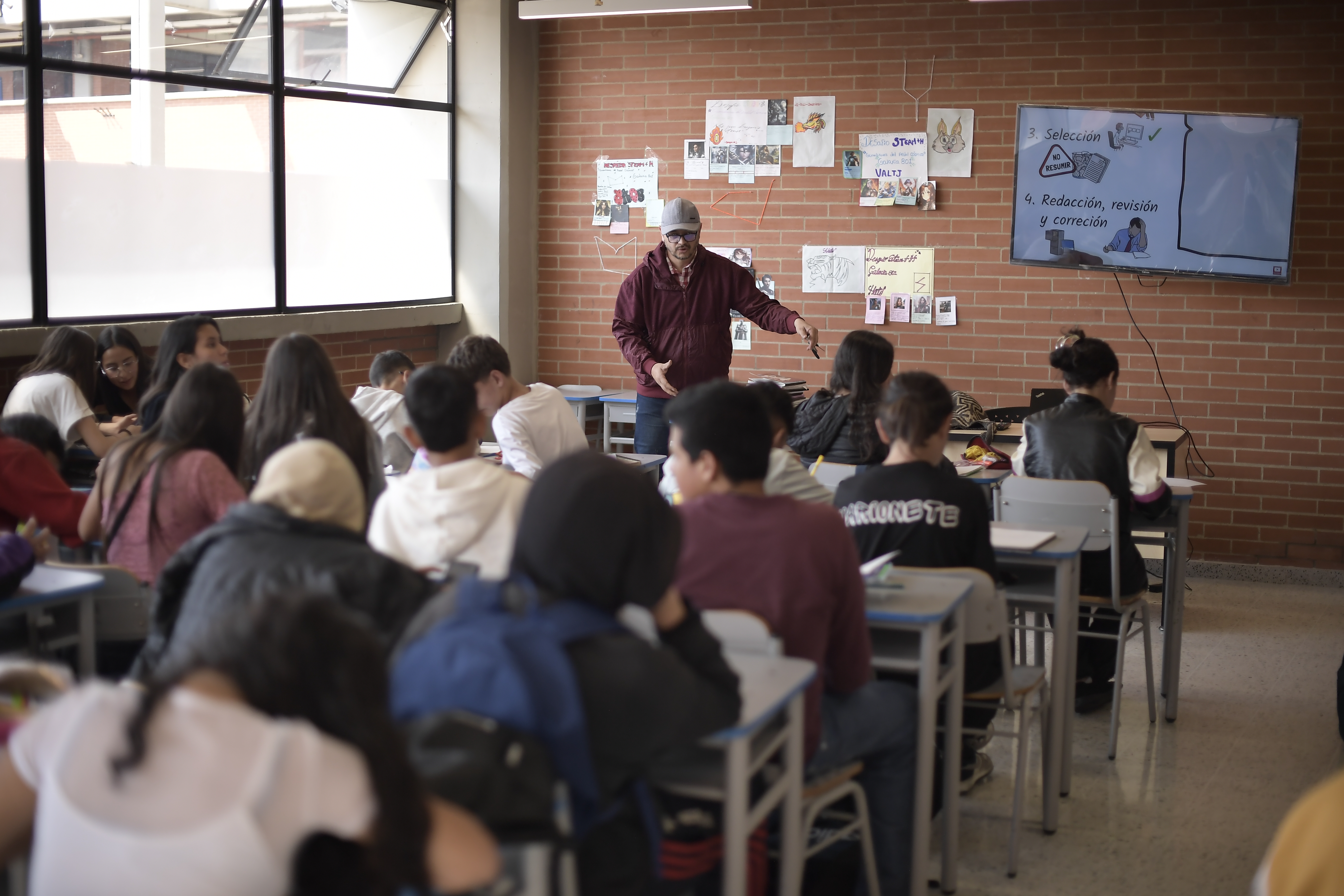 En América Latina hacen falta más de tres millones de profesores, ¿de dónde saldrán?