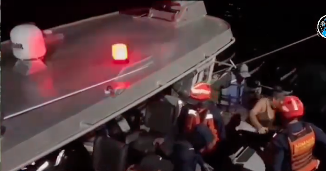Rescatan a 13 personas que quedaron a la deriva en el océano Pacífico, en Chocó
