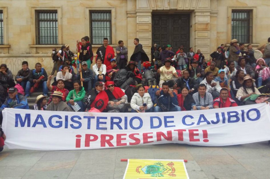 Más de 2.000 docentes, indígenas y padres familias llegaron hoy a Bogotá para exigirle al Gobierno tomar medidas con su sistema de salud. / Cortesía.