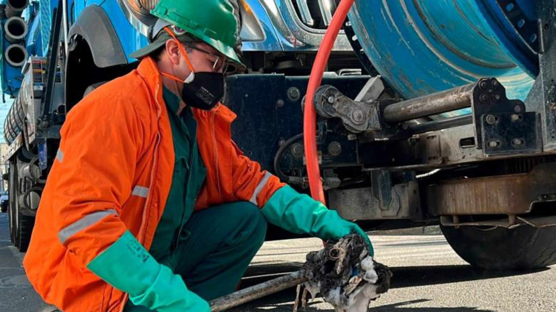 Que el amor en San Valentín no termine en contaminación: ¿cómo desechar un condón?