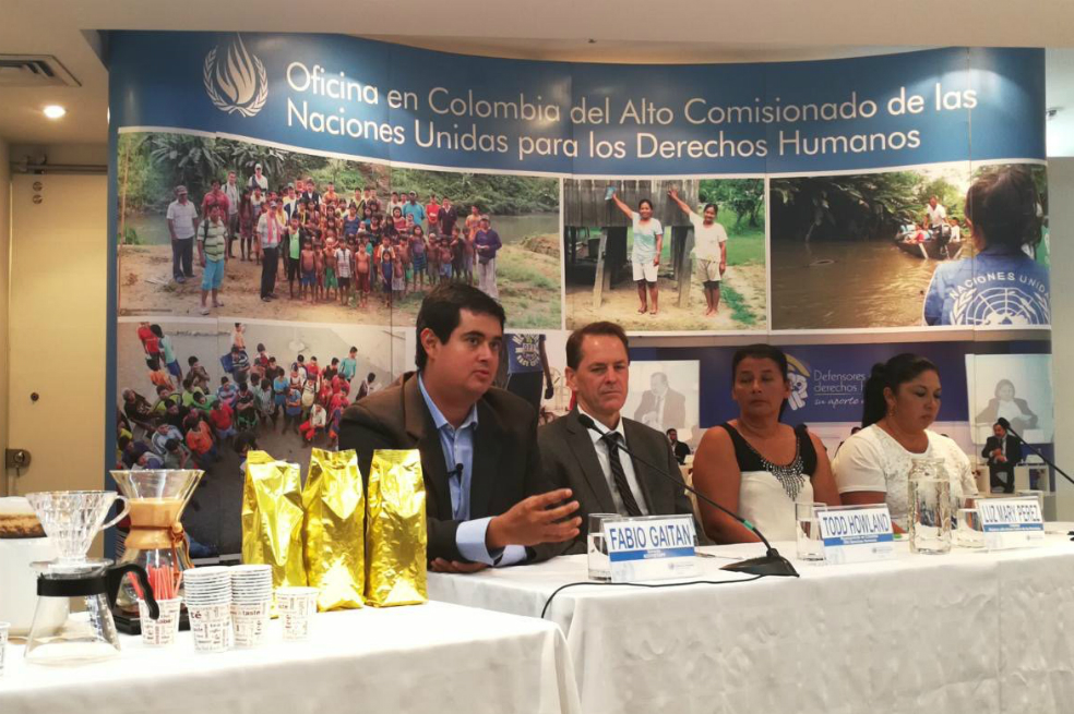 ONU y empresas colombianas crean programa para capacitar a caficultores