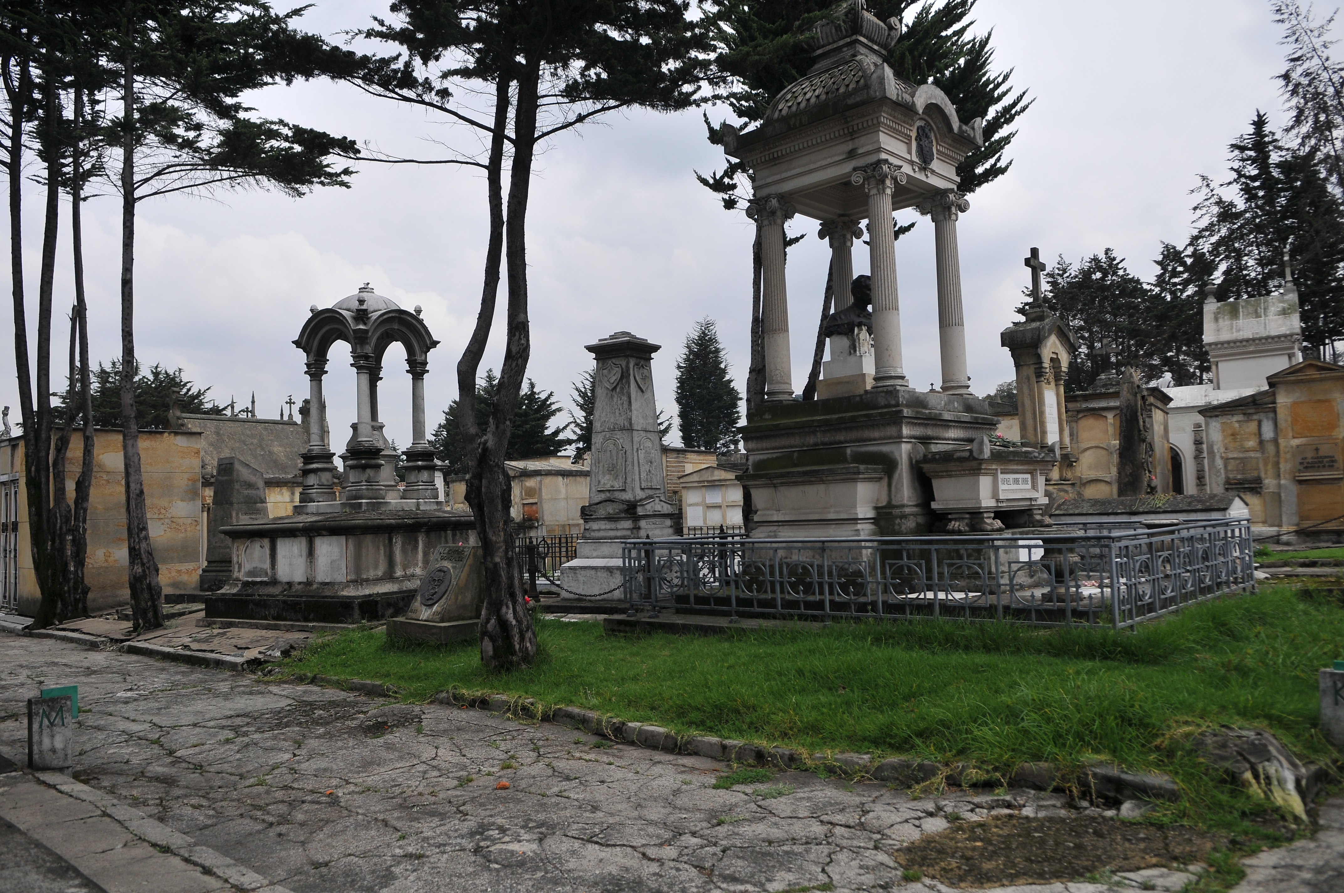 Aprobado el plan para la conservación y gestión del Cementerio Central de Bogotá