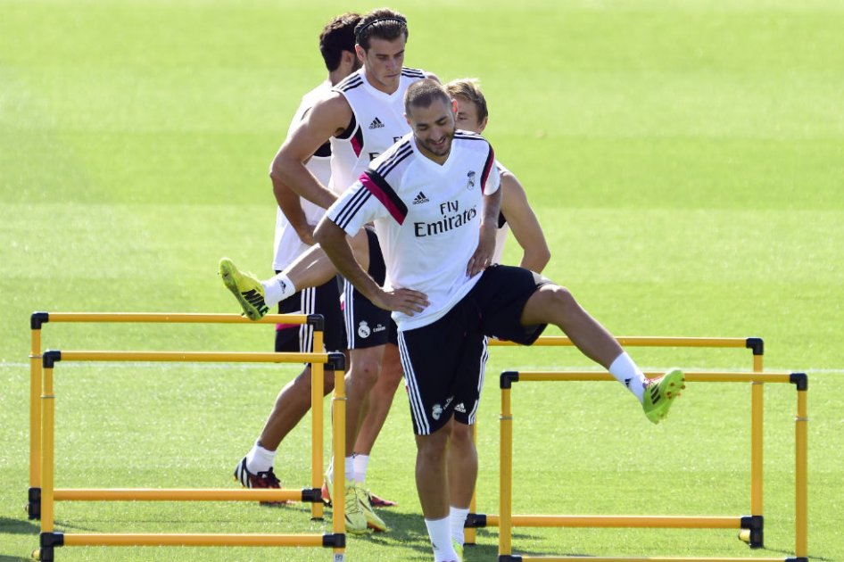 Real Madrid amplía el contrato de Benzema hasta 2019
