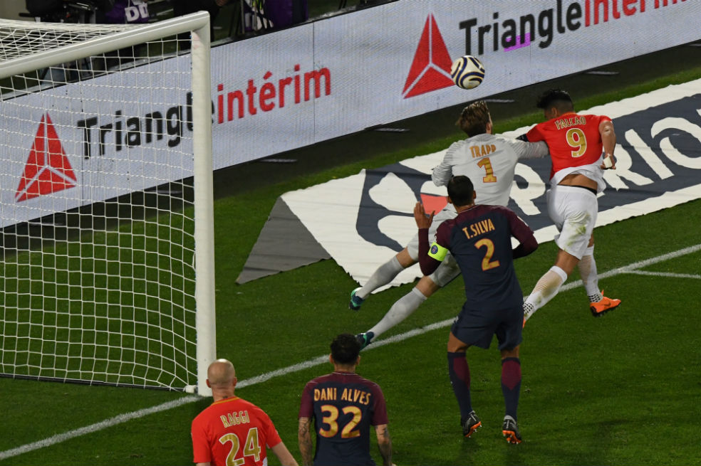 El VAR le ahoga un grito de gol a Falcao