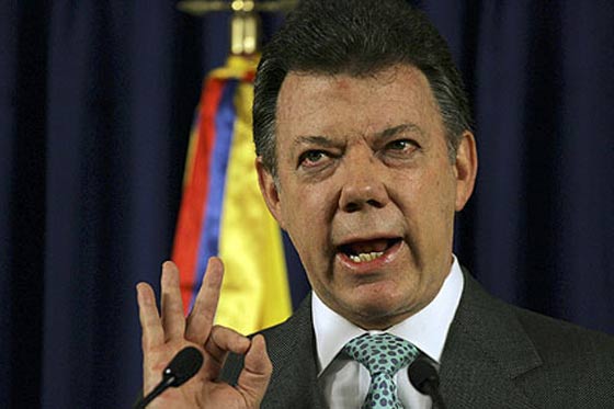 Les estamos quitando las banderas políticas a las Farc: Juan Manuel Santos