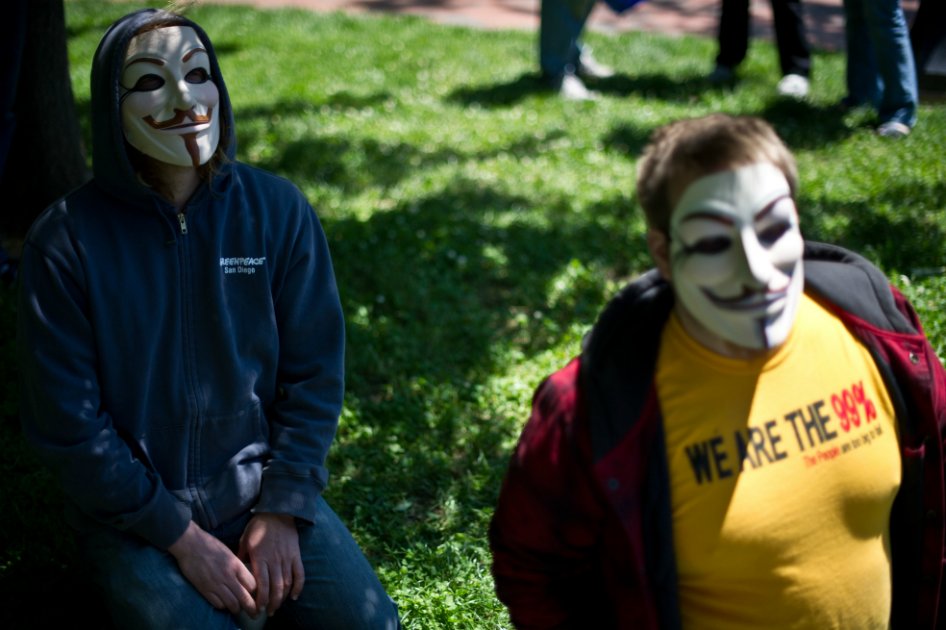 Arabia Saudí prohíbe el uso y la venta de máscaras de Anonymous