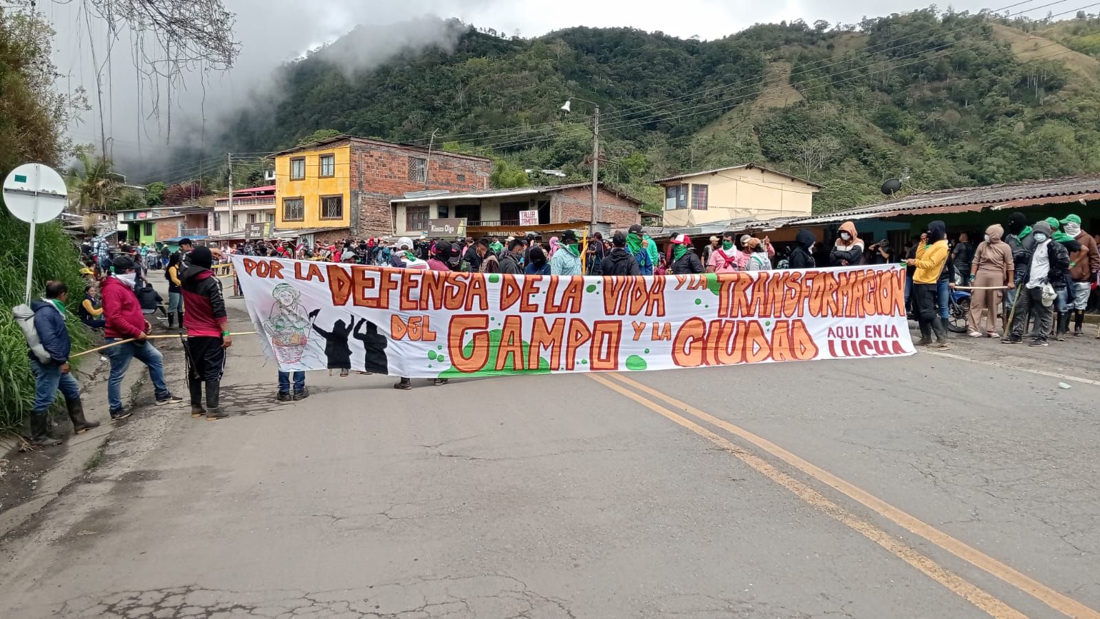 Campesinos en Rosas (Cauca) bloquearon vía Panamericana, ¿qué pasó?