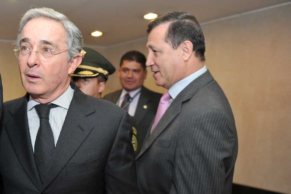 Infidelidad a Uribe pasaría cuenta de cobro