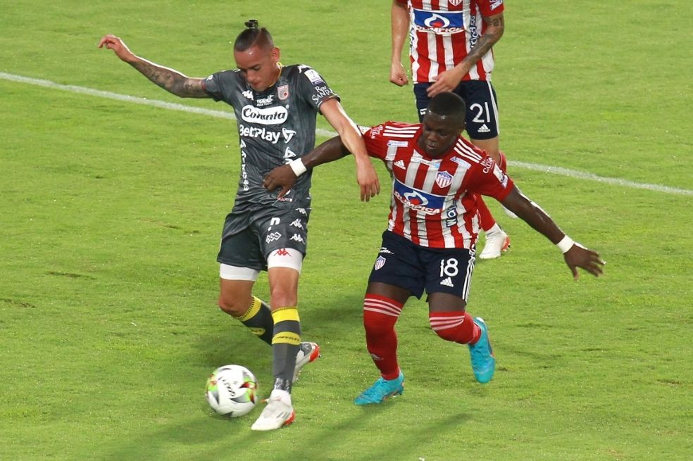 Copa BetPlay: con gol de Fernando Uribe, Júnior venció a Santa Fe